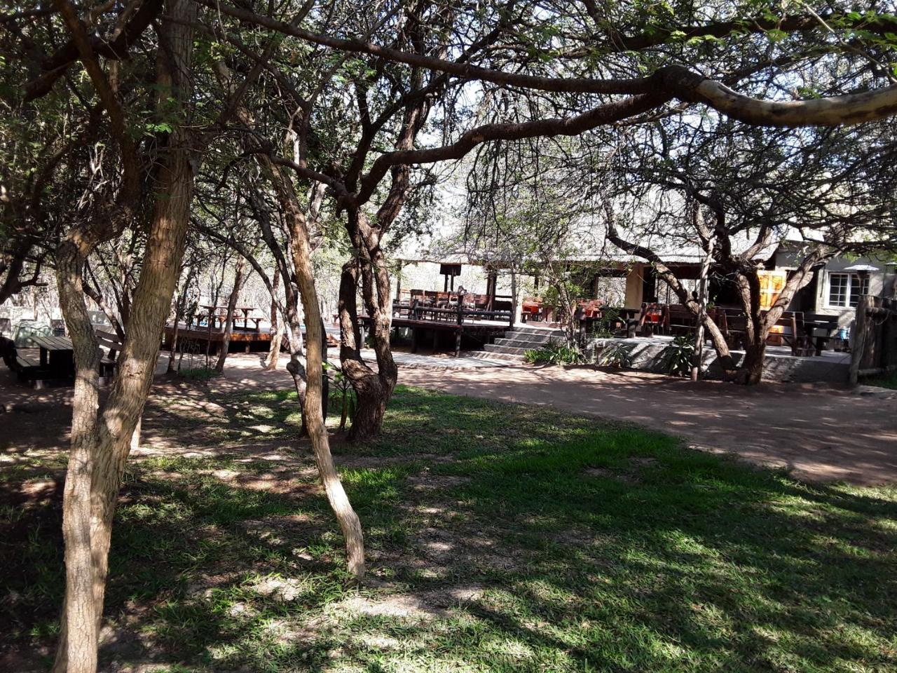 Bush Pub & Inn Hoedspruit Exterior foto