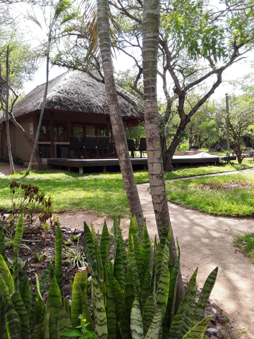 Bush Pub & Inn Hoedspruit Exterior foto