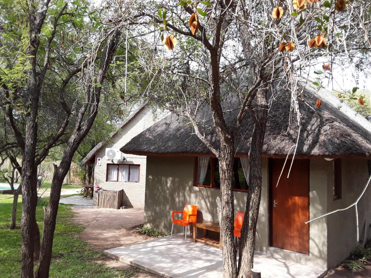 Bush Pub & Inn Hoedspruit Exterior foto